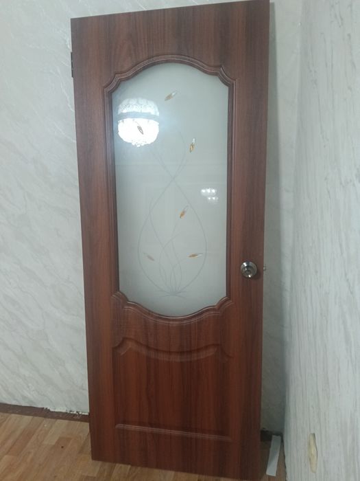 Продам бу двери .