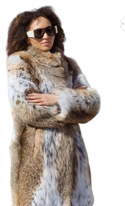 Шуба из меха рыси новая