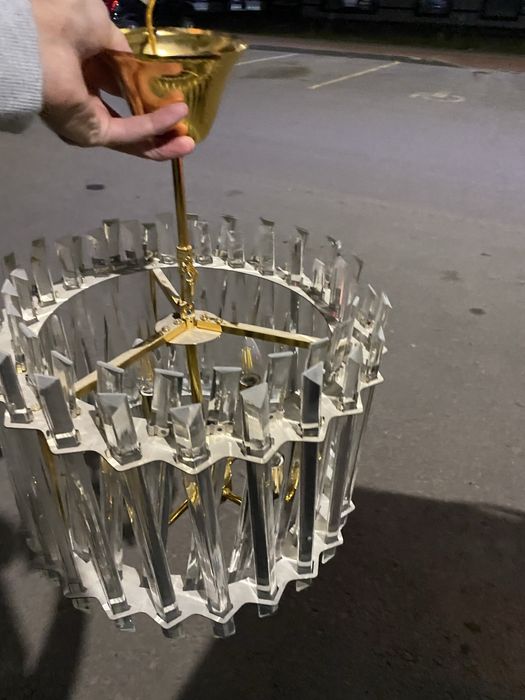 Продам люстру в хорошем состояние …