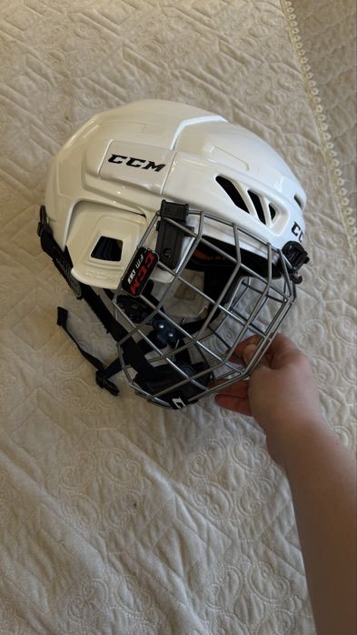 Хоккейный шлем ссм детский