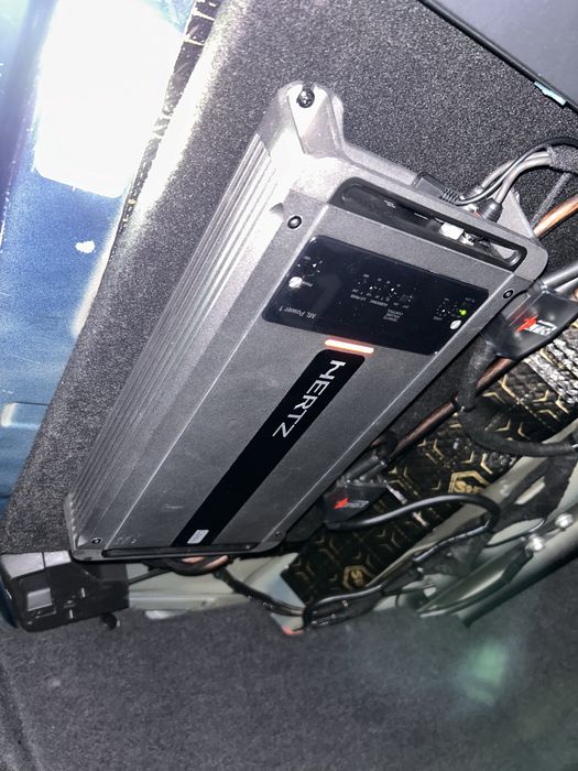 Amplificator Auto /Audio Bass Hertz Mille power 1 -1.000W RMS  ca nou