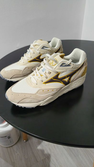 НОВИ Mizuno Contender S | 44.5 номер Уникат модел
