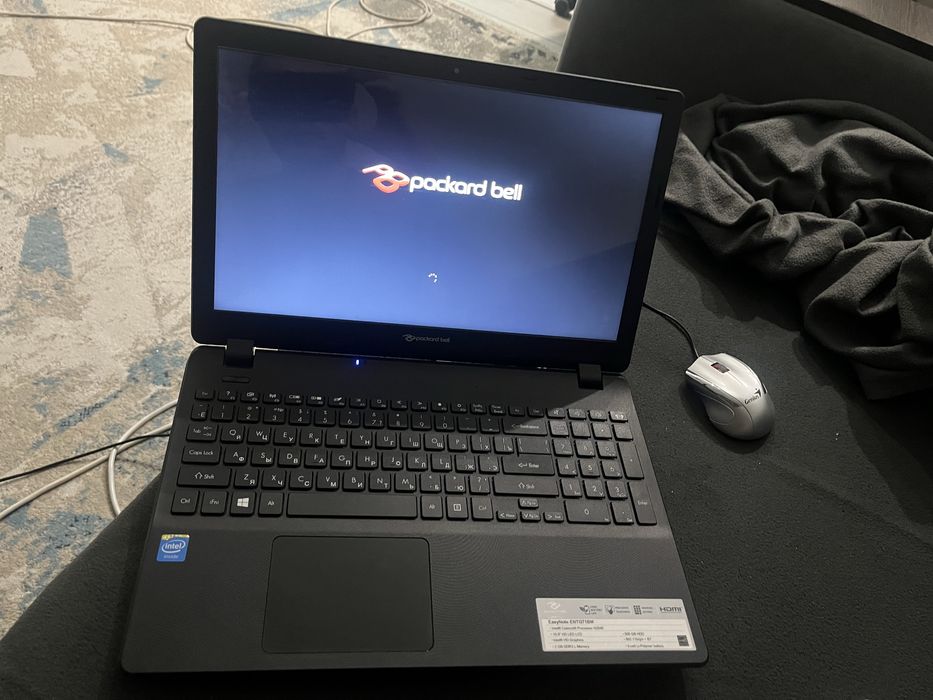 Ноутбук в хорошем состоянии работает только от сети