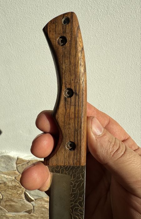 Cuțit vanatoare de jupuit de la firma germană Herbertz