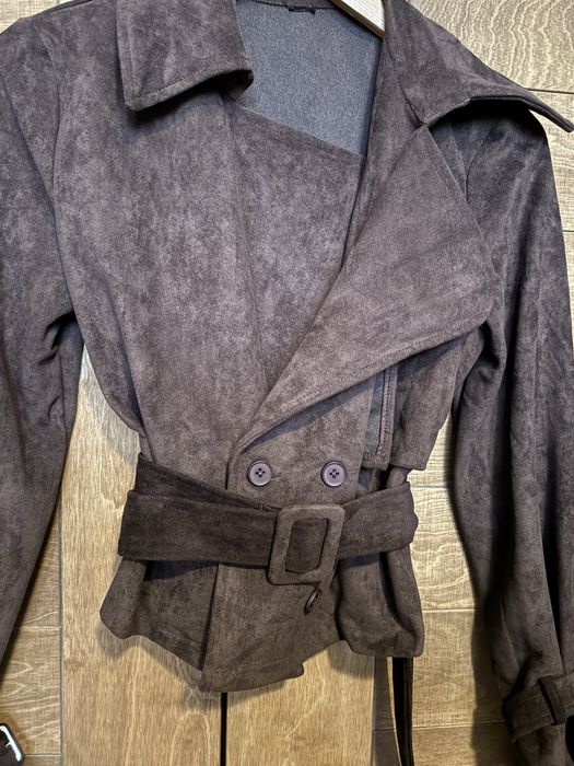 Велурен шлифер в цвят шоколад