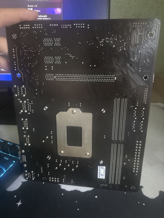 Процессор i3-10100f
