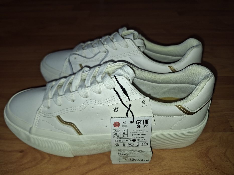 Adidași de dama modele diferite