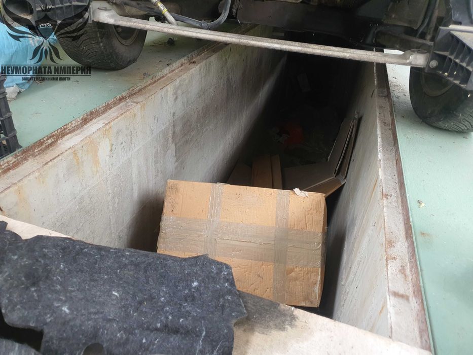 Под наем помещение склад 120кв и земя 1000кв в гр.Асеновград