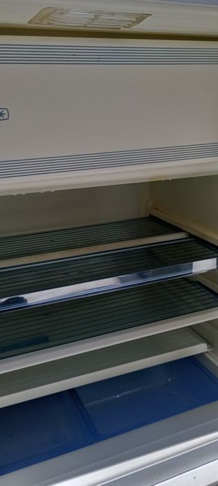 Vând frigider in stare foarte buna