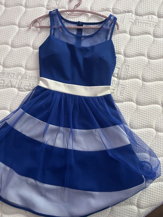 Официални рокли С размер