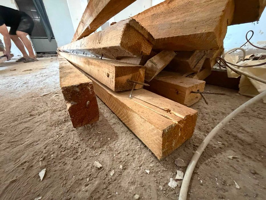 Продам б/у стропила и ДСП — недорого