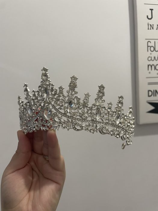 Diadema mireasa coronita