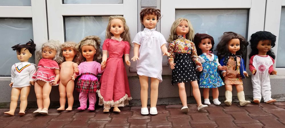 Vand papusi vechi romanesti