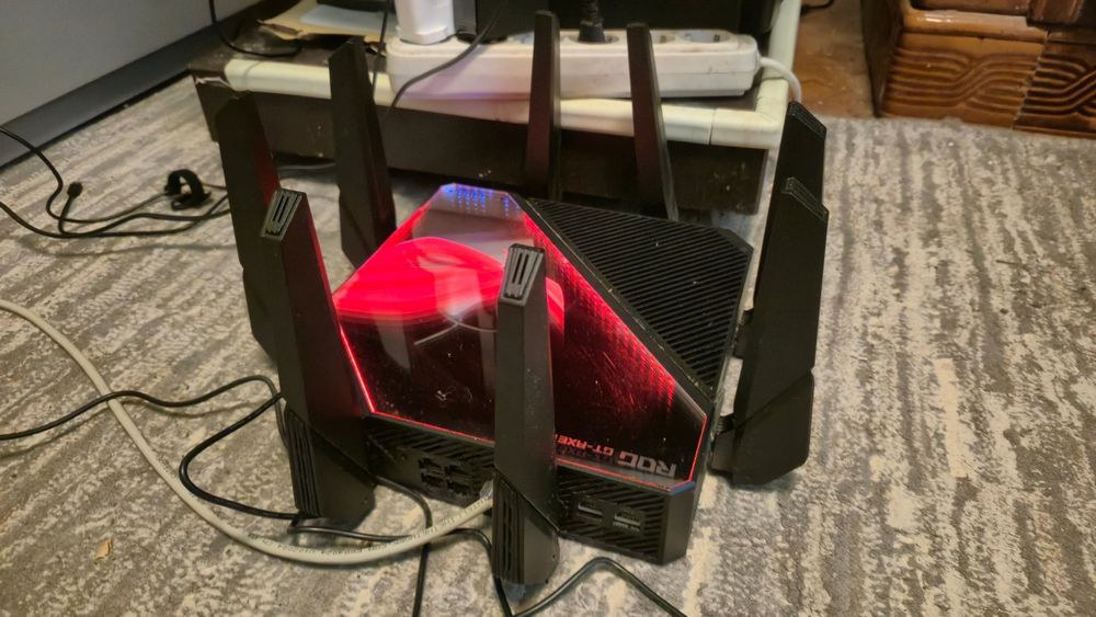 Router Gaming Wireless ASUS ROG Rapture GT-AXE16000 un an garantie