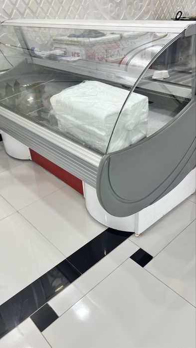 Vetrinniy xaladelnik sotiladi