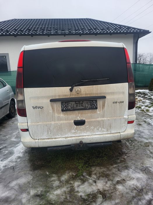 Vând  cârlig Mercedes Vito