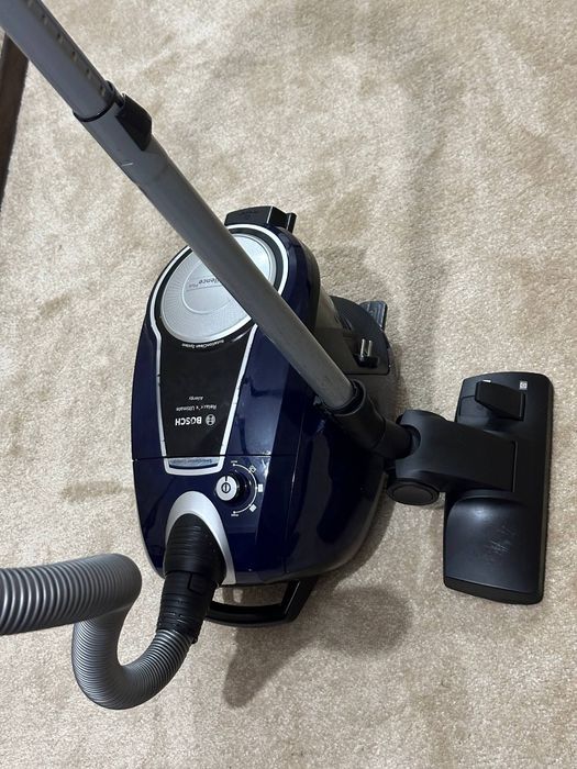 Пылесос ишлаши яхши бош bosch