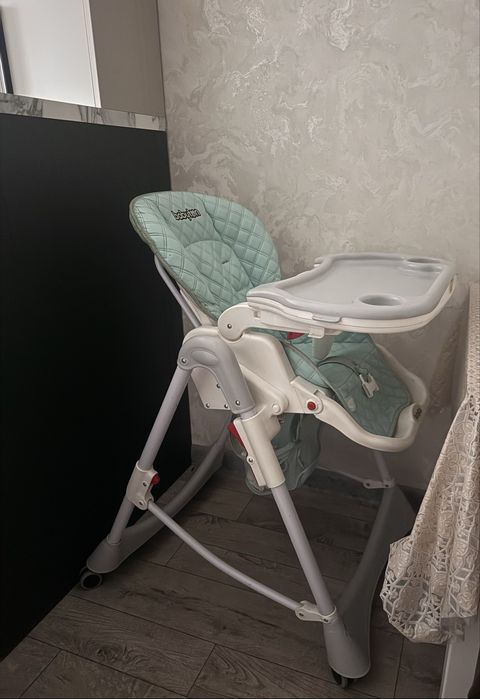 Стул доя кормления BABYTON
