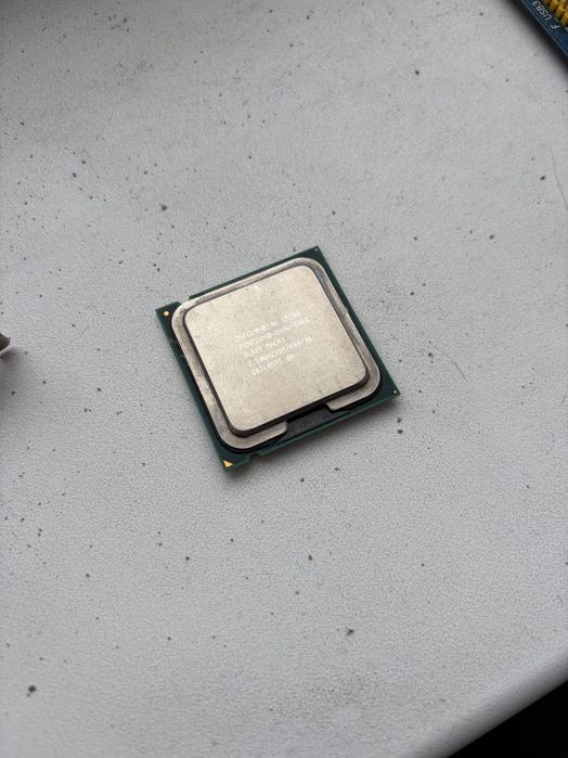 Отдам даром процессор