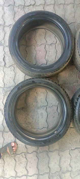 ПРОДАЮ ШИНЫ 215/45 R17