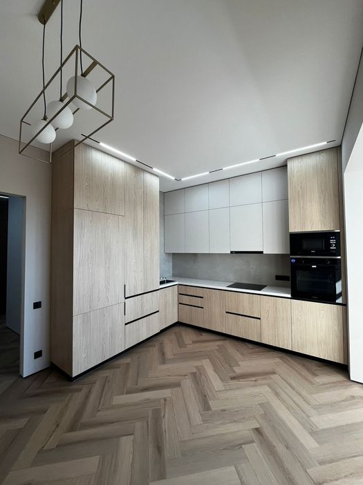 Продам 4-х ком квартиру