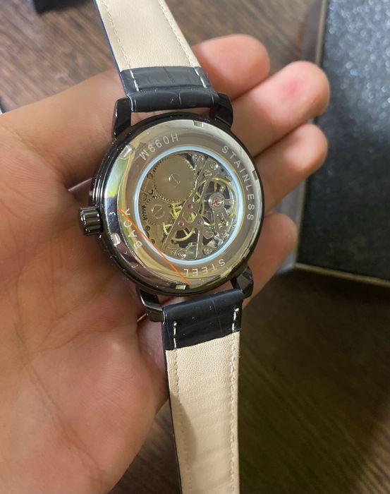 Продам набор часов