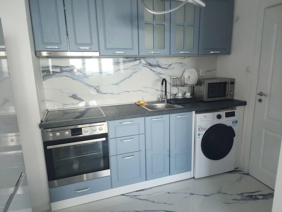 Дава се под наем Двустаен апартамент в Бургас, Славейков - 45 кв.м за 510 € - Снимка #1