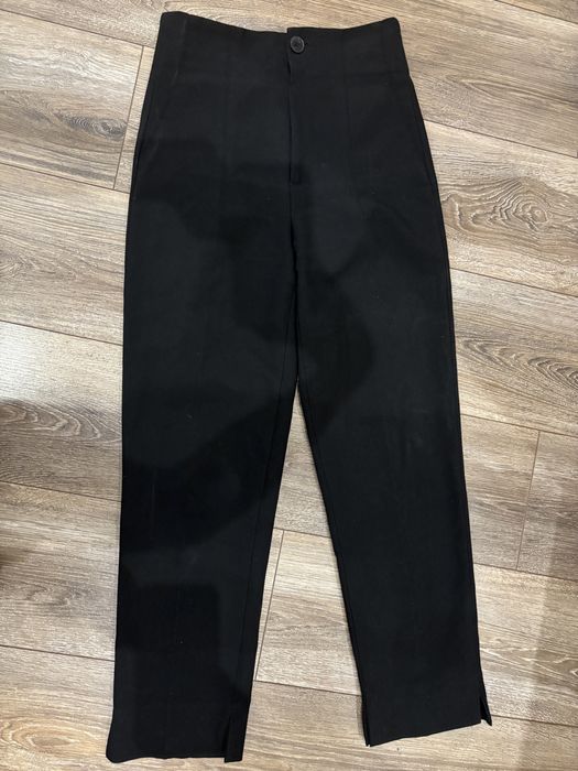 Два панталона ZARA черен и бежов