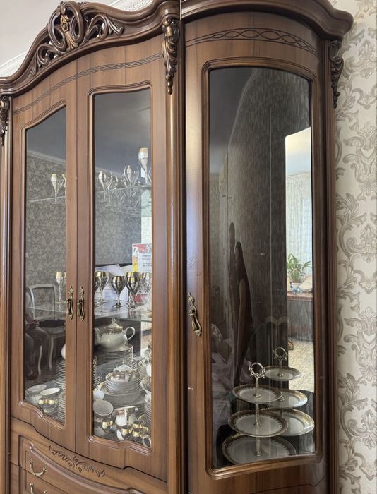 Сервант для гостиной