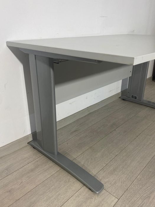 10 Buc. Birou 140X80 cm; Masă de Lucru Cadru Metalic