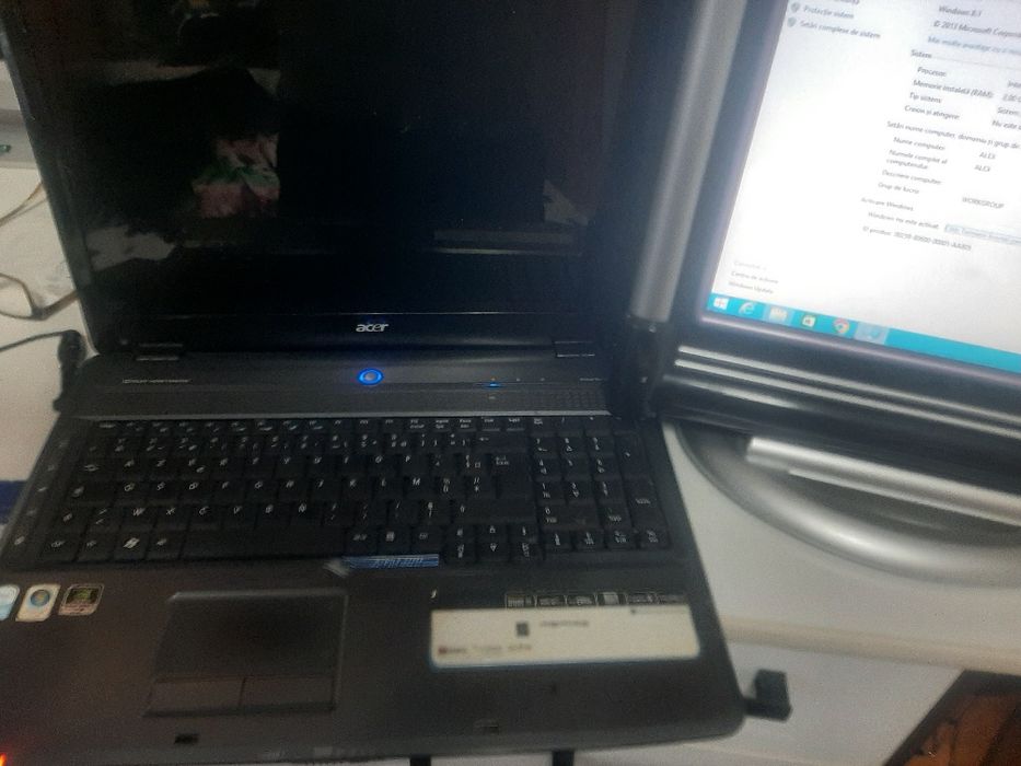 Leptop  Toshiba de 16 inci