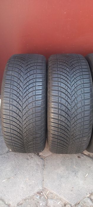 205 45 17 Goodyear Всесезонни Гуми