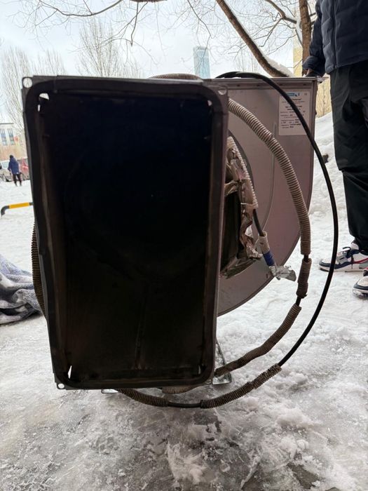 Вытяжка мотор и вентилятор 120к