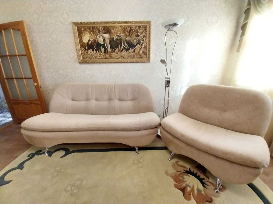 Диван с креслами