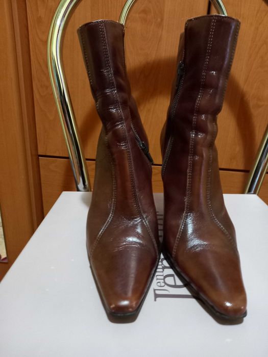 Ghete de piele culoare placuta