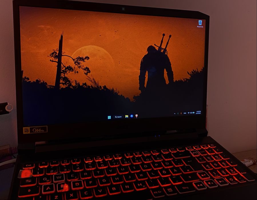 Геймърски лаптоп Acer Nitro 5 с Intel i5-10300H @ 2.50GHz / RTX 3060 Laptop / 16 GB RAM / 480GB SSD / 144 HZ display