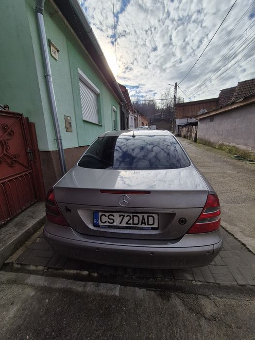 Vand 2 Mercedes E Class