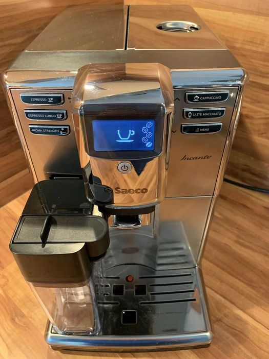 Кафе машини Saeco Incanto Cappuccino