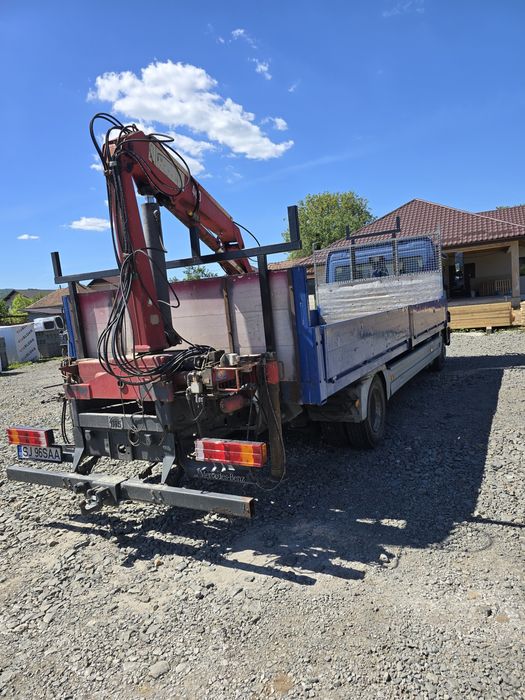 Mercedes Benz Atego  cu macara