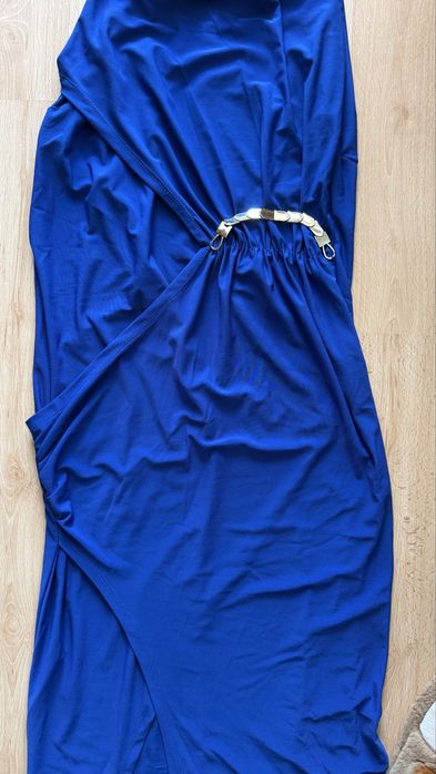 Дълга рокля по тяло