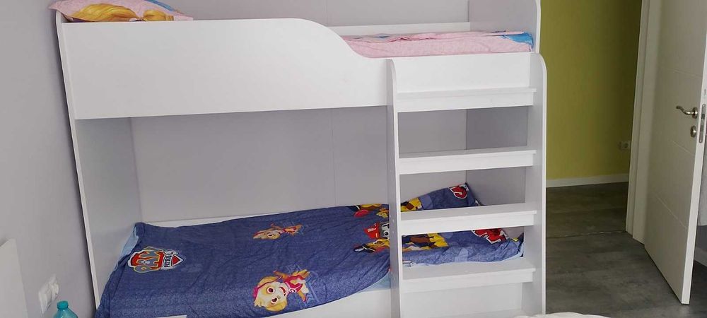Двуетажно детско легло