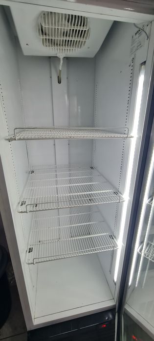 Холодная витрина Capri Россия