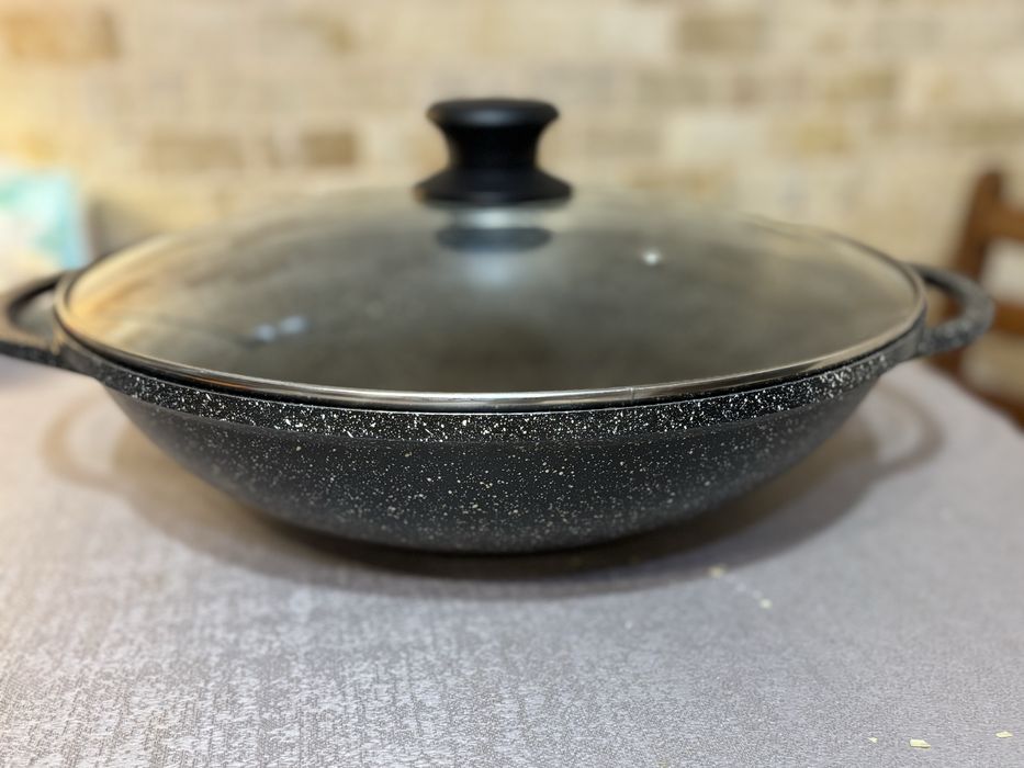 Казан со стеклянной крышкой