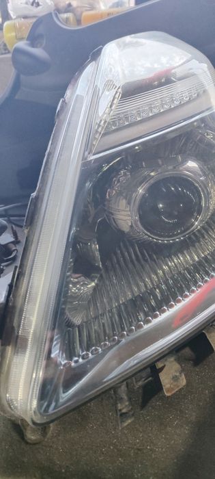 Продам Фары Приус 20