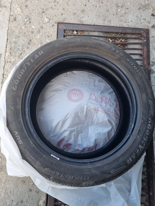 Гуми Goodyear 235/50/19 99V