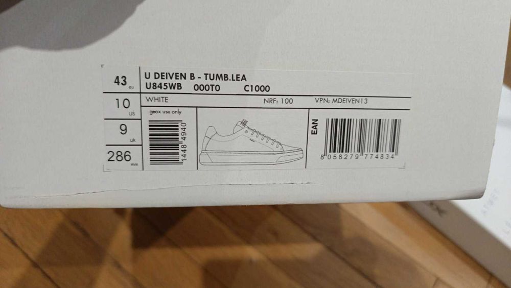 Бели ниски маратонки geox