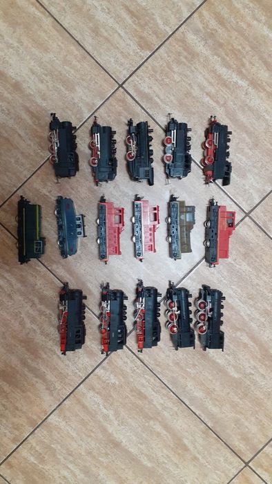 Locomotive trenulet electric scara HO