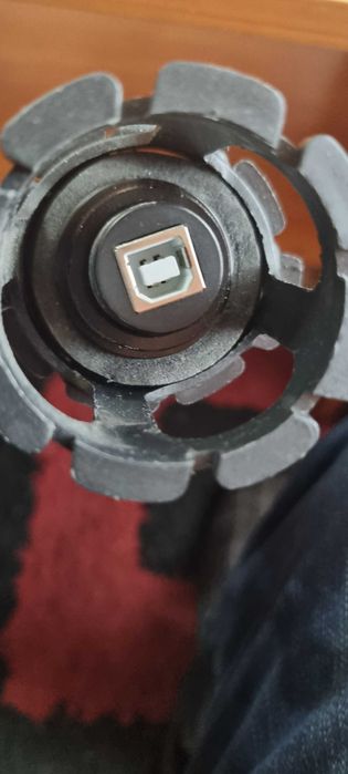 Студиен кондензаторен микрофон BM-750