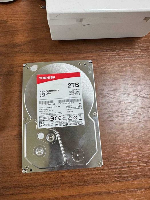 Продам 2 комплекта видеонаблюдения