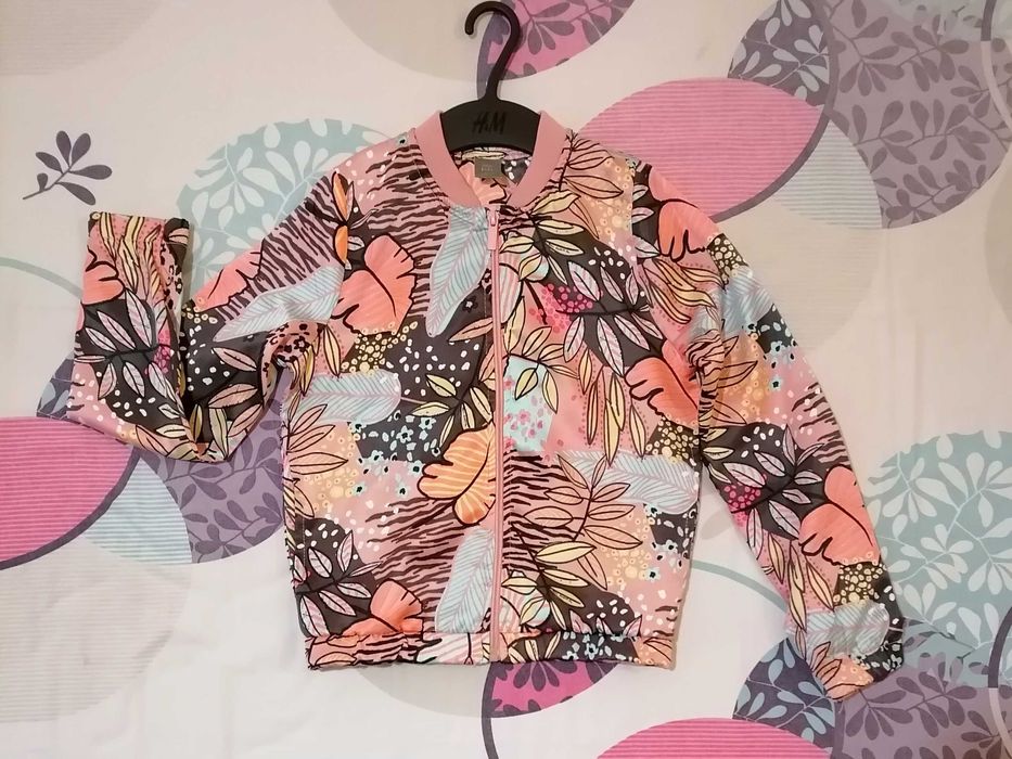 Елегантно сатенено яке